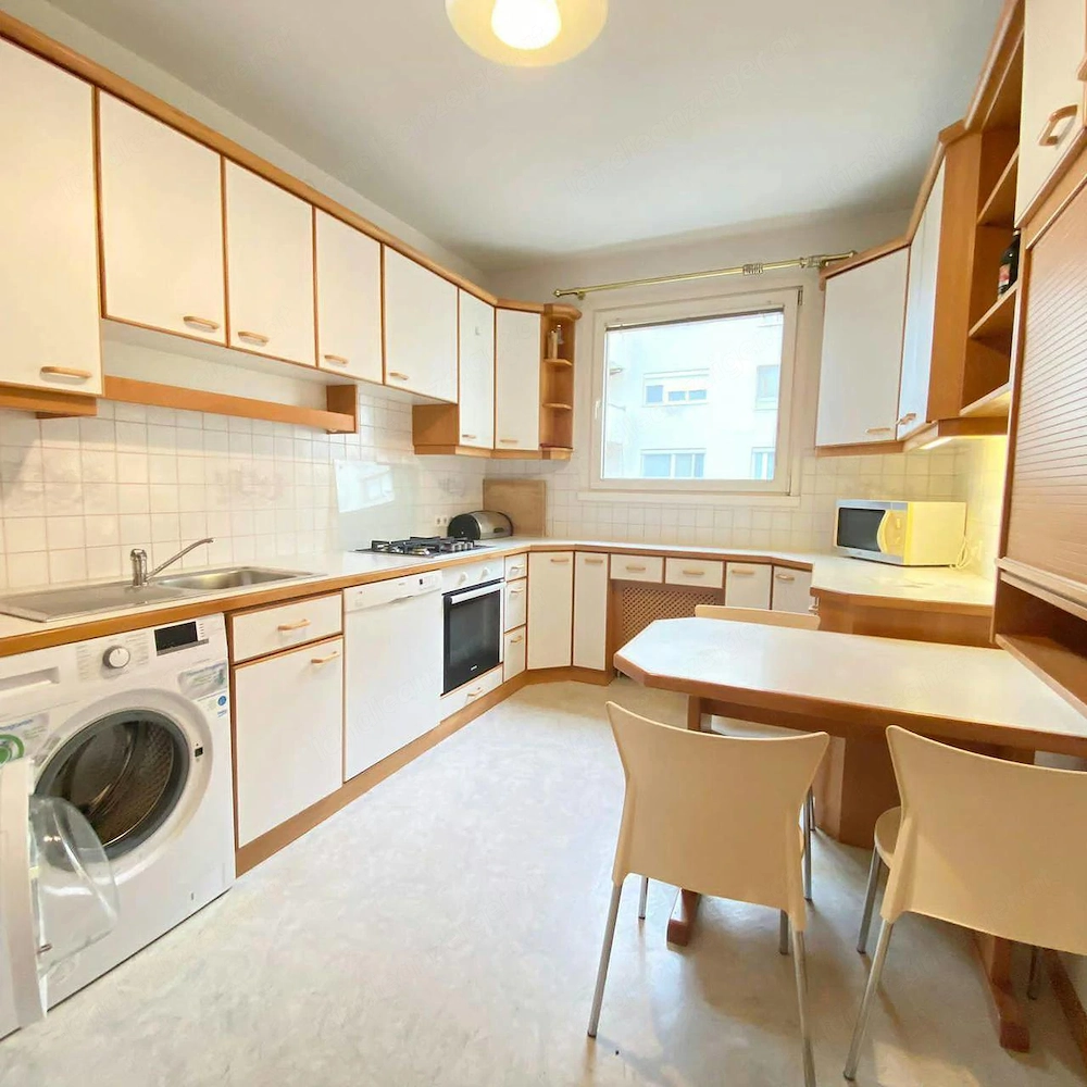 Private room available in Vienna (city center)