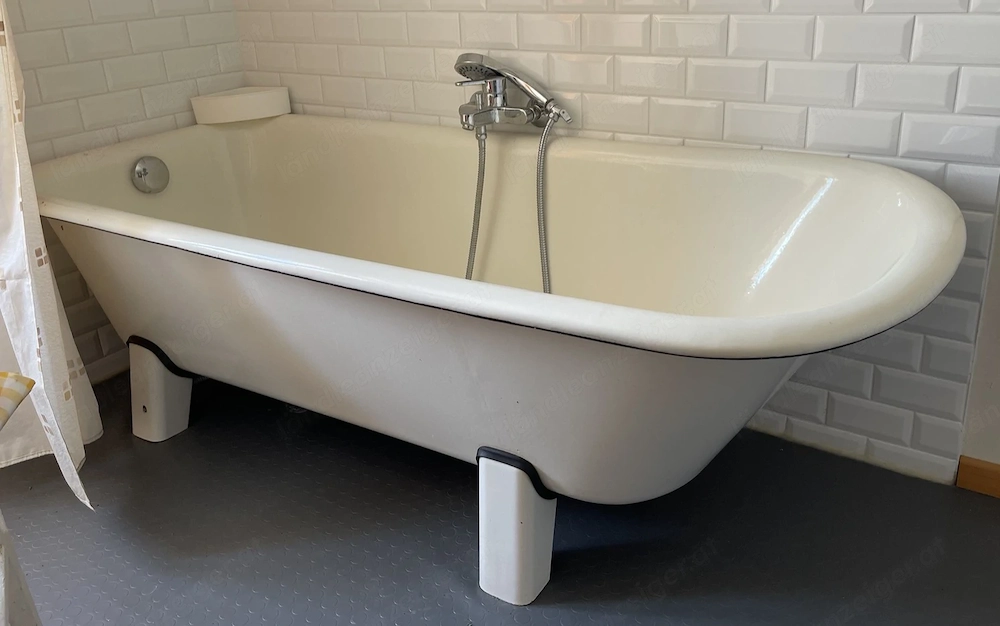 Stehbadewanne emmailiert