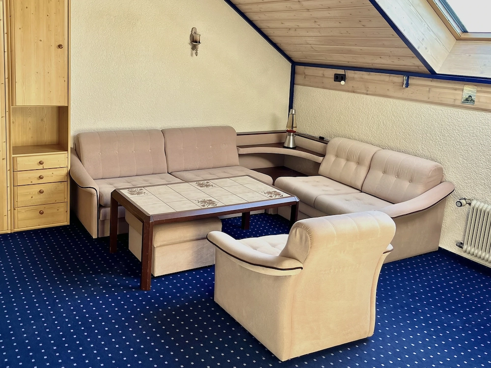 Wohnlandschaft Couch Sofa Tisch Couchtisch