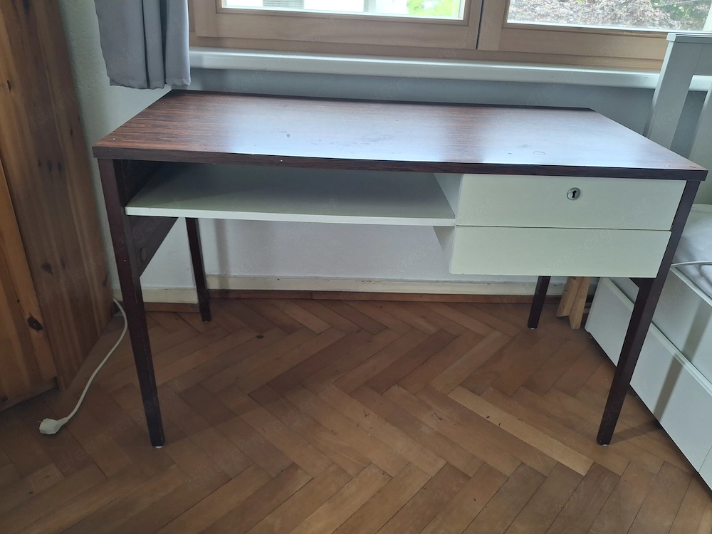 Schreibtisch Gebraucht, gratis bei Abholung