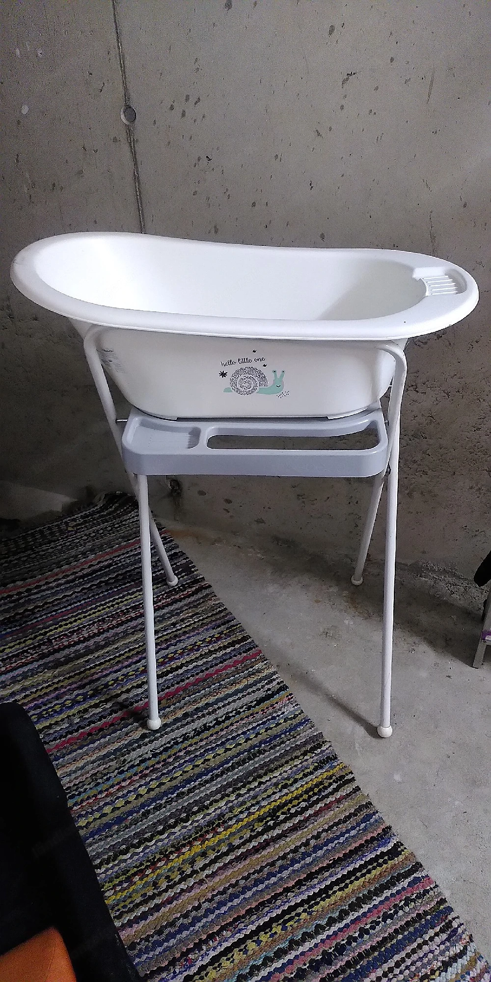 Babywanne samt Gestell 