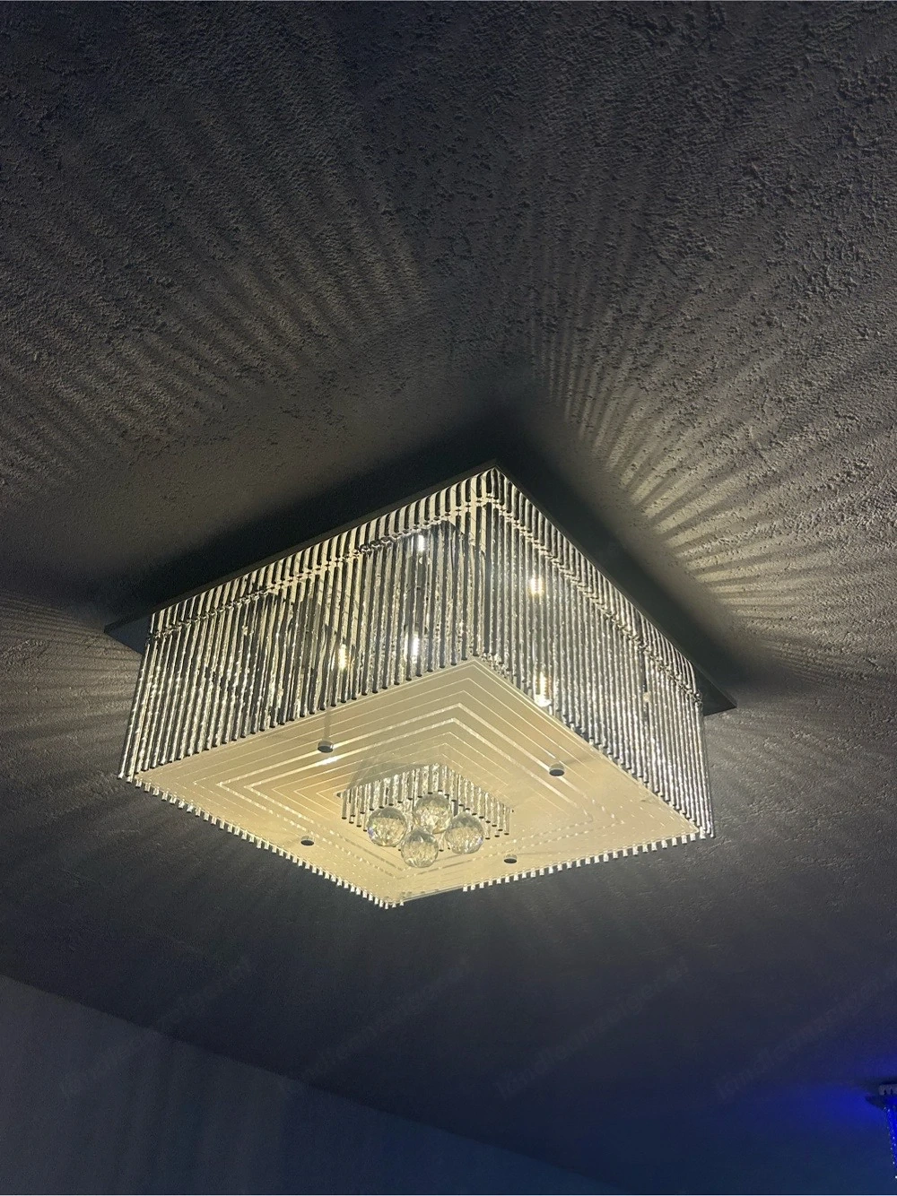 4 Moderne LED Kristall-Deckenlampe