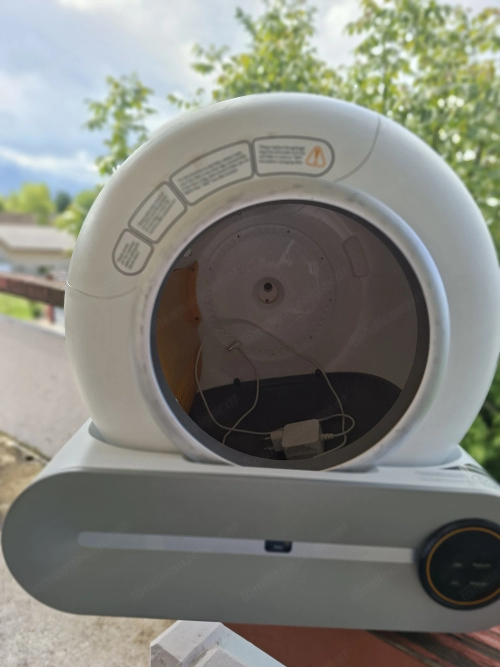 Automatisches Katzenklo mit App-Steuerung