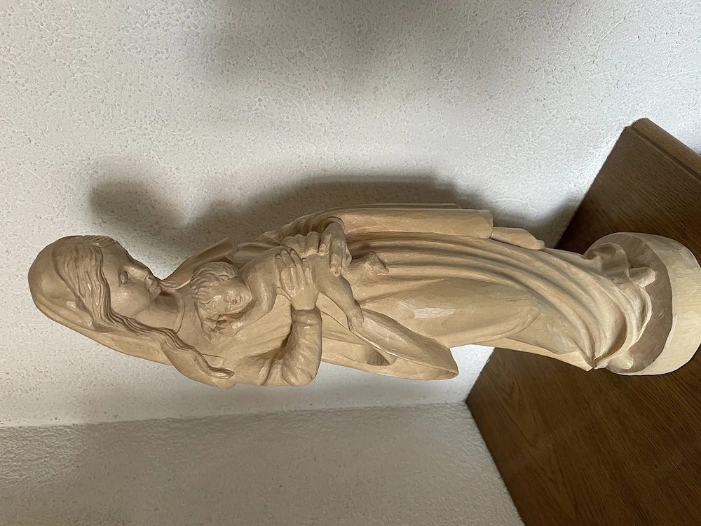 Madonna aus Holz
