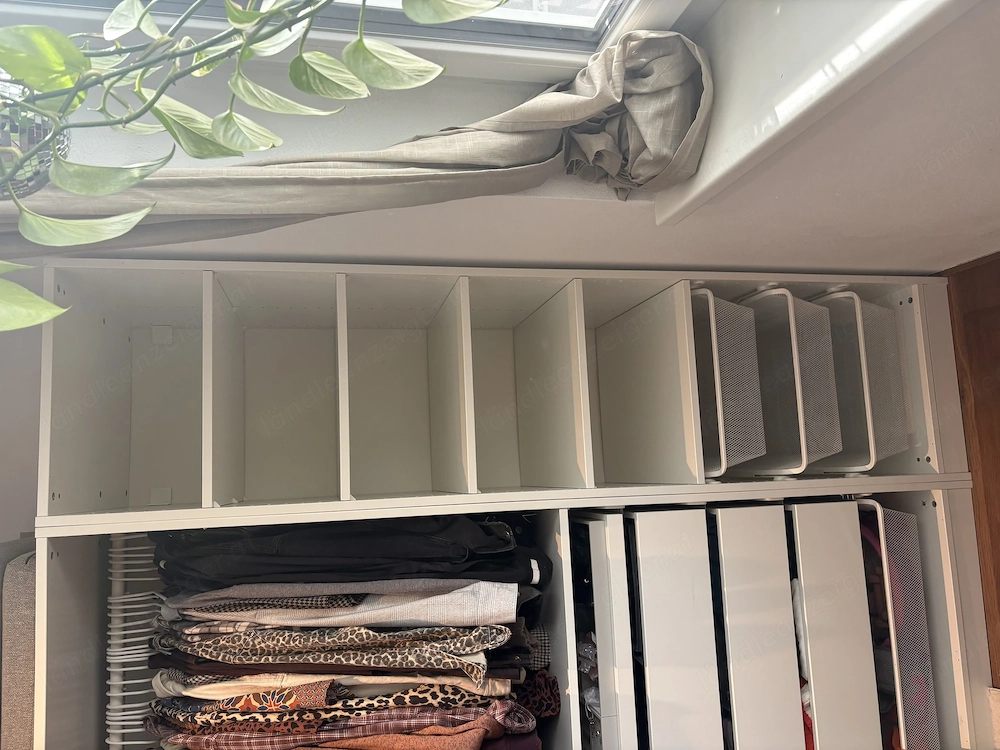 IKEA PAX Kleiderschrank Regalmodul 50x58x201 cm weiß mit 5 Böden & Körben