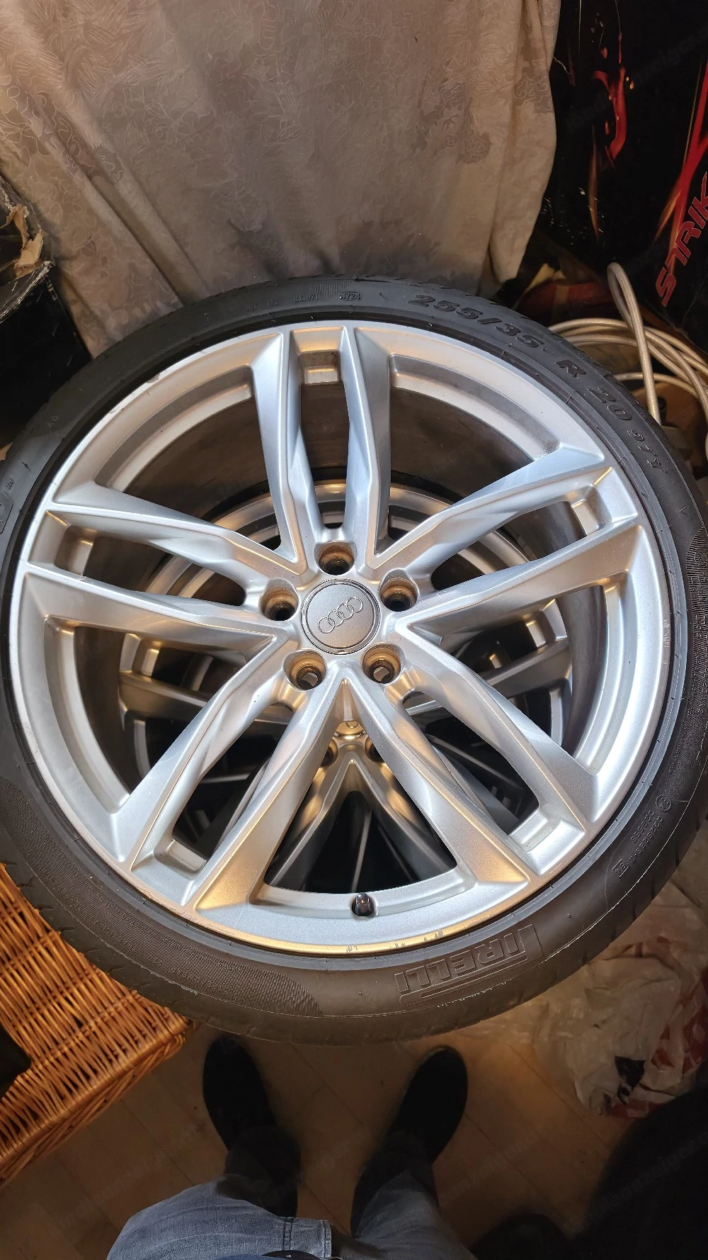 20 Zoll Original Audi S-Line Radsatz   Pirelli P-Zero (AO)