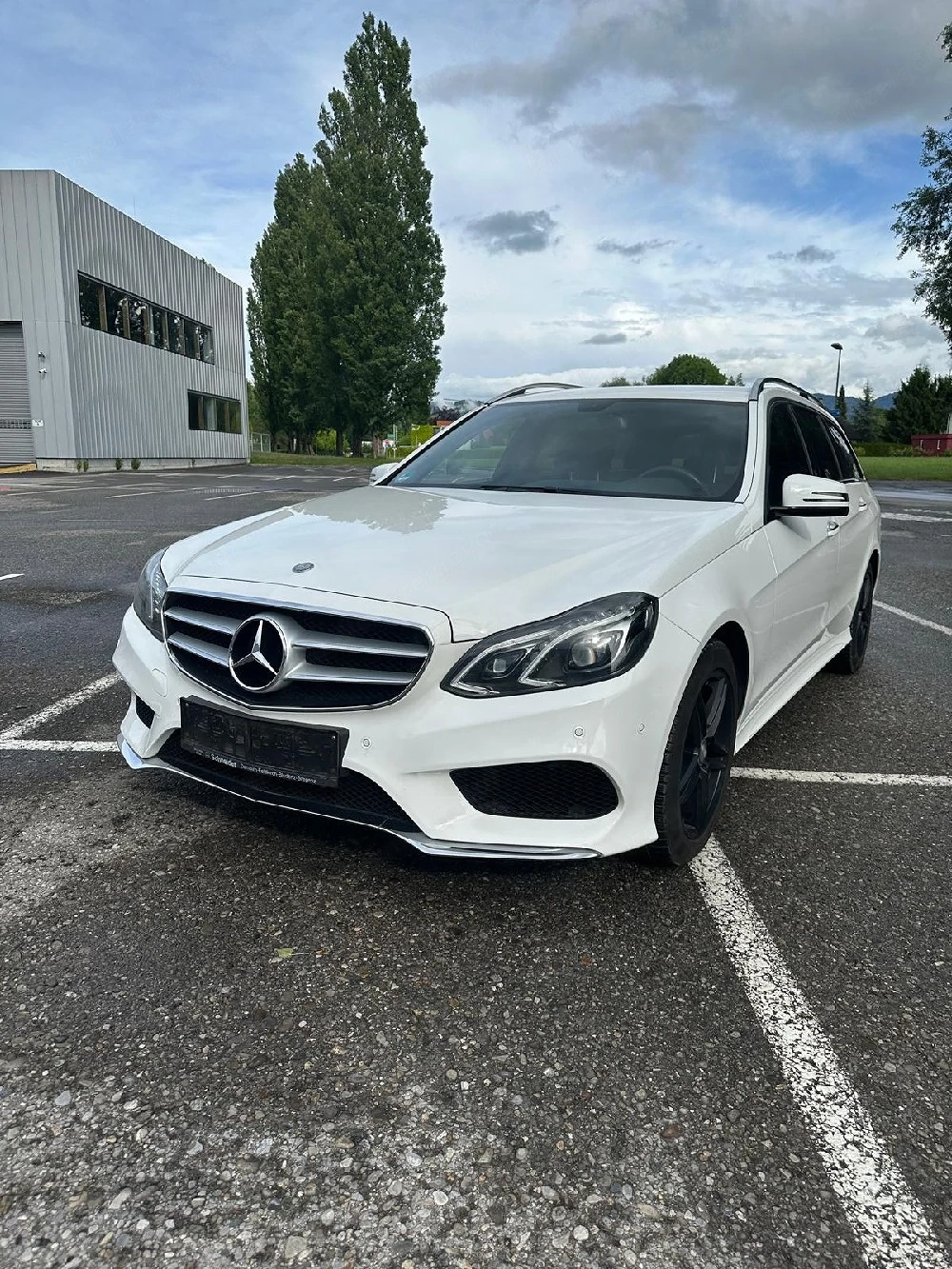 Mercedes Benz E 220 CDI Luftfahrwerk Automatik Baujahr 2013