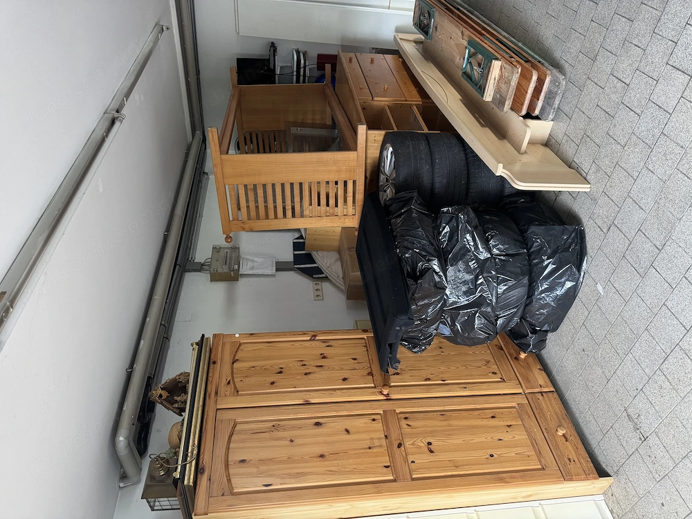 Vollholz Möbel 2 * Schrank Kleiderschrank 1 Einzelbett usw.  .
