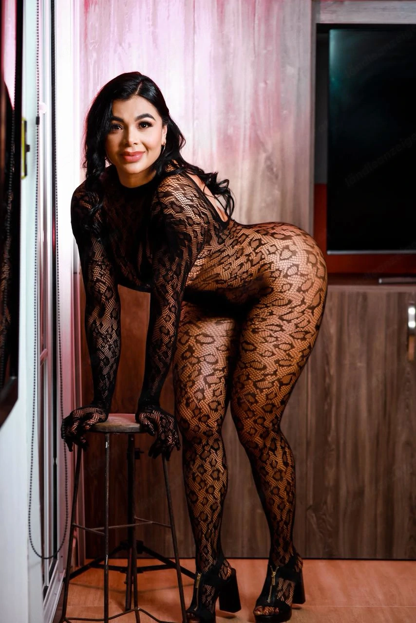 Paar tage hot latina