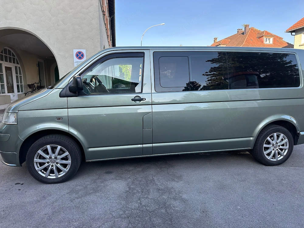 VW Caravelle