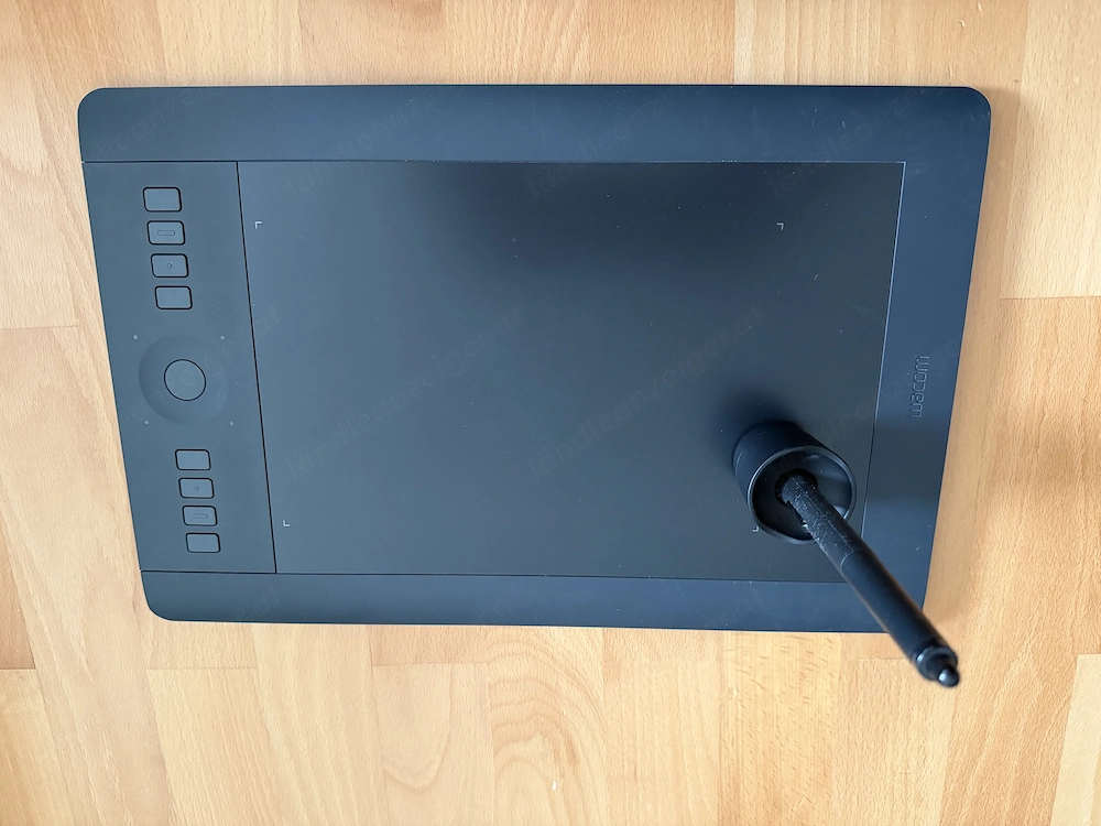 Wacom Intuos Pro Medium (PTH-651) zu verkaufen