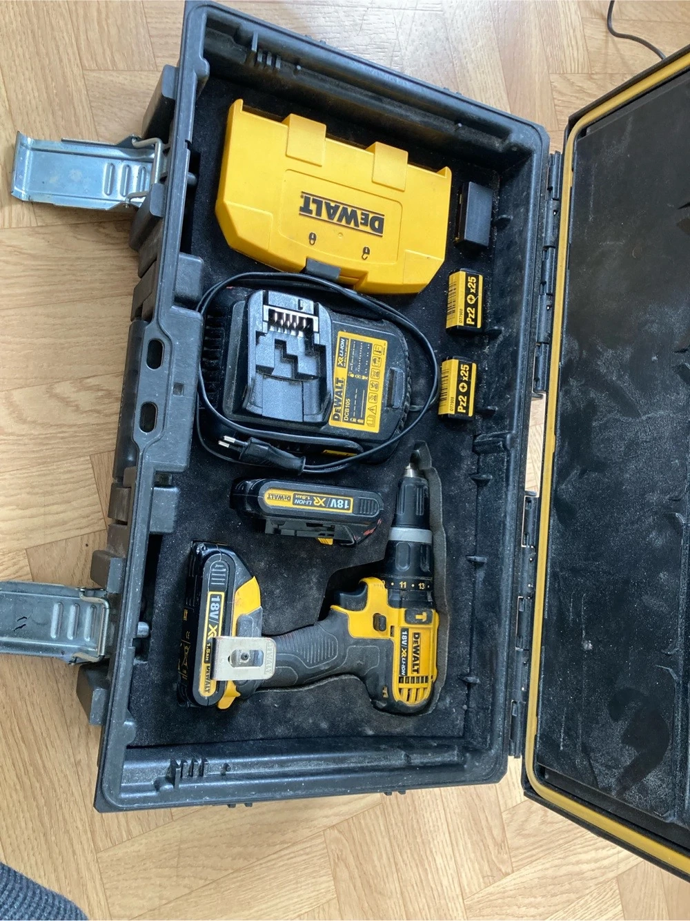 Dewalt 18w Akku bohrmaschiene