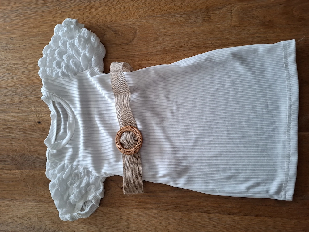 Kleid mit Gürtel Gr. 98 104