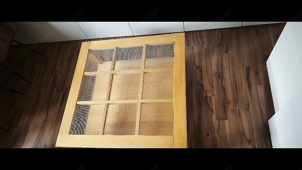Wohnzimmertisch zu verschenken