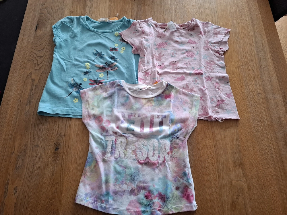 verschiedene T-Shirts Gr. 98 104