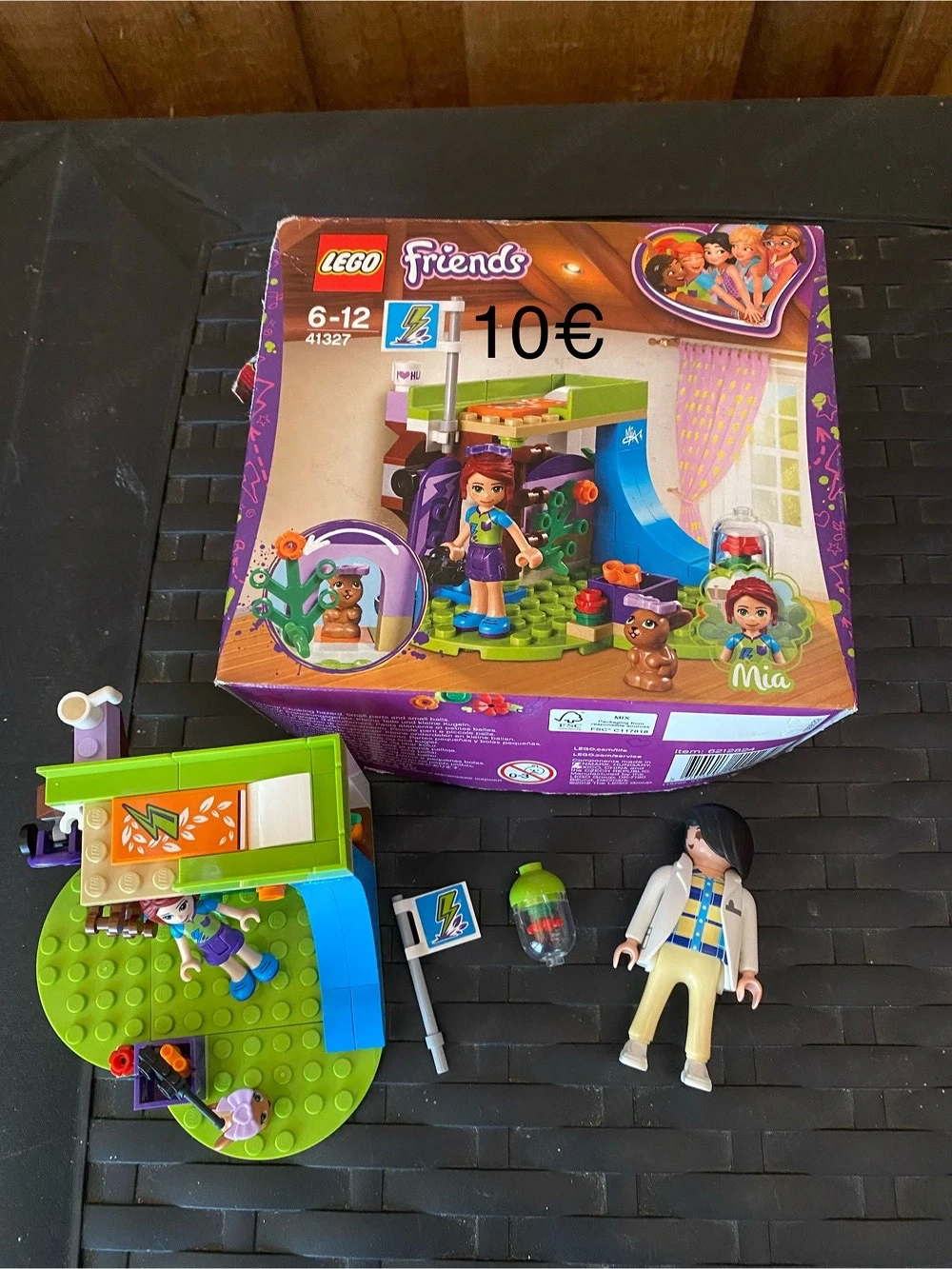 Lego        