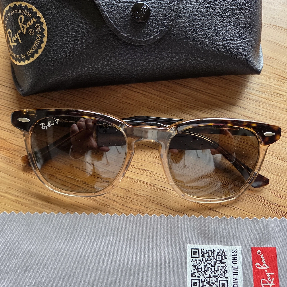 Coole Sonnenbrille wie neu
