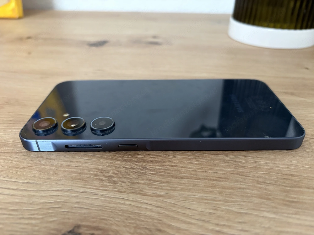 Samsung A 55 5G mit Hülle