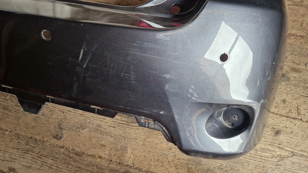Hintere Stoßstange Toyota Auris 1,33 dVVT-i S&S, 2011 Erstzulassung