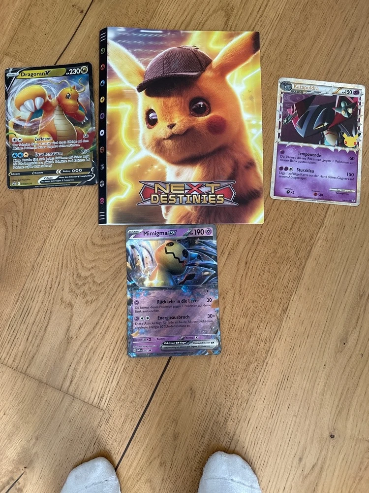 Pokemon Heft und xxl Karten