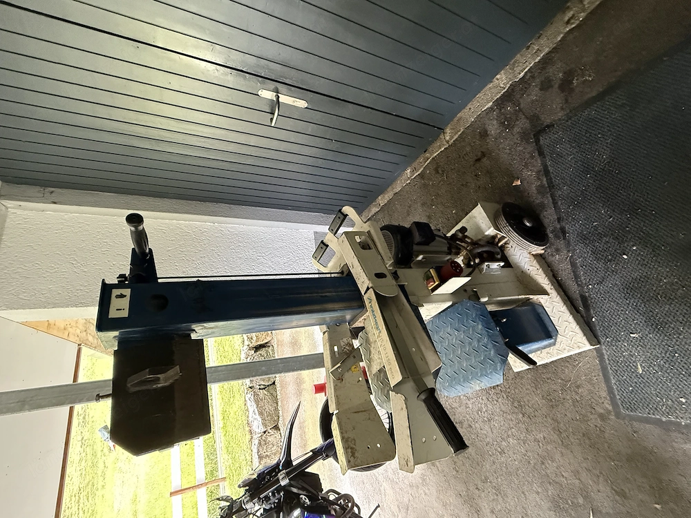 Holzspalter 10t