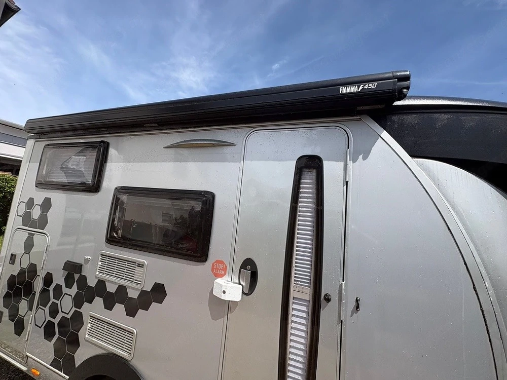 Wohnmobil mit Wasserschaden für Bastler