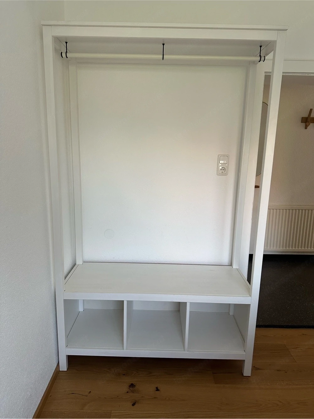 Schrank zu verkaufen