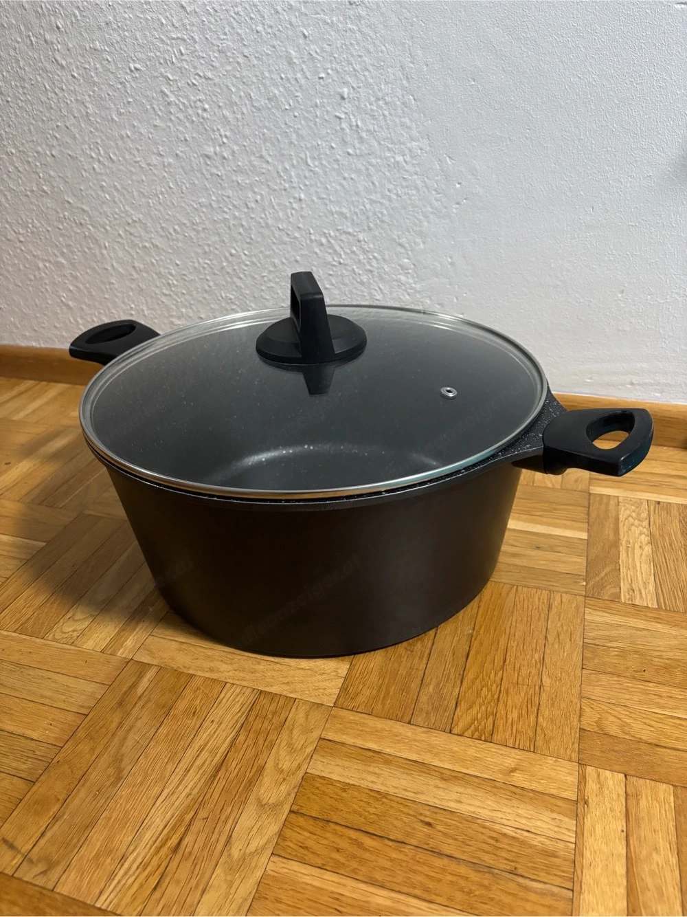 Topf mit Dekel