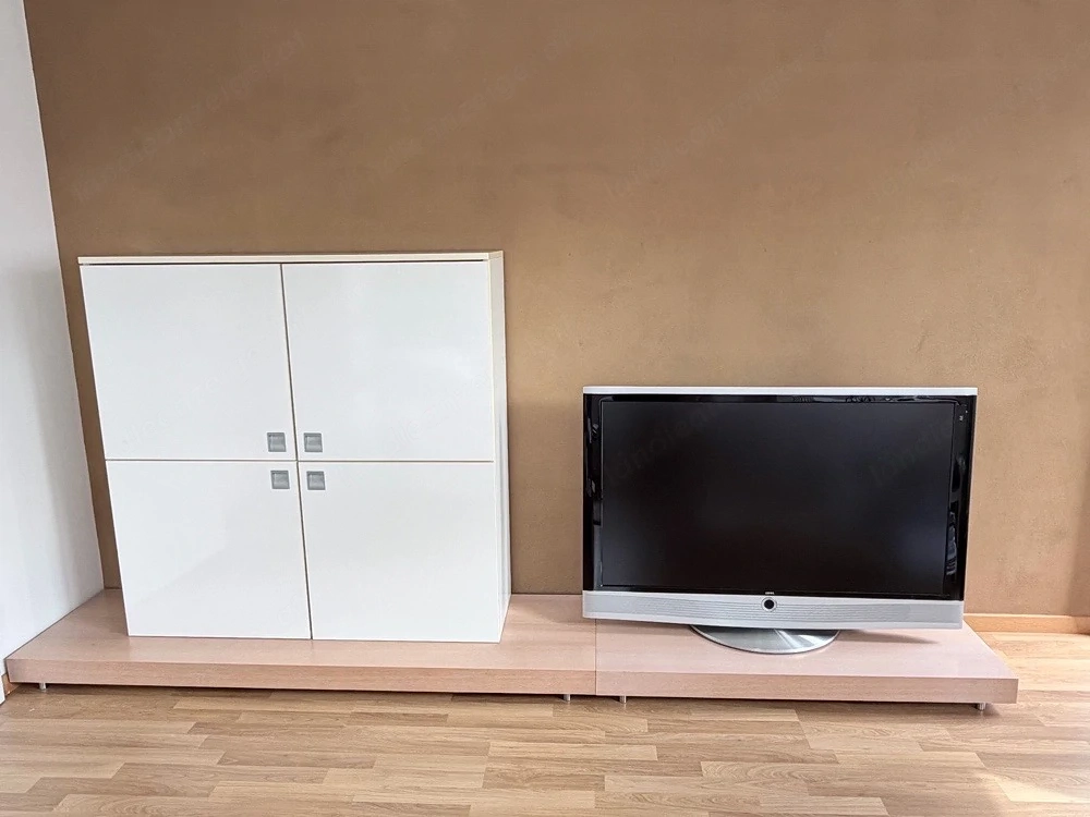 TV Low Board