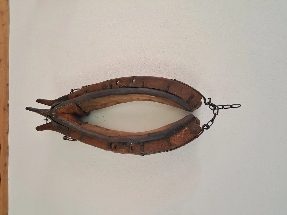 Kummet( Pferde-Ochsenhalsband)
