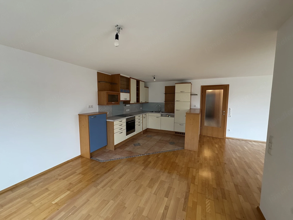 Sonnige 3-Zimmerwohnung am Fusse des Ardetzenberg