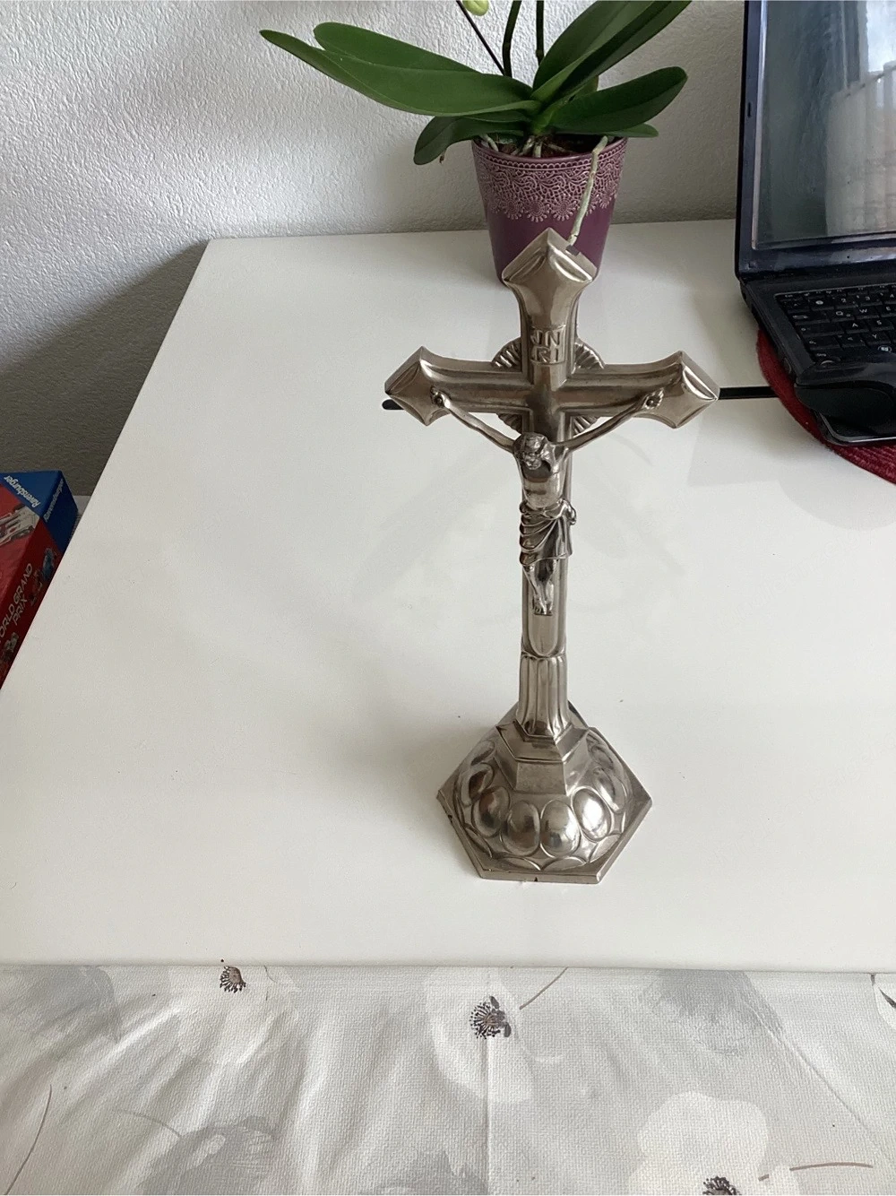 Antikes Metallkreuz