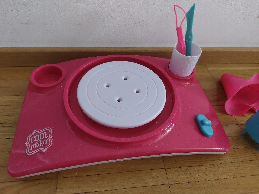 Kreatives Kinder-Töpferscheiben-Set (batteriebetrieben)   Top Zustand