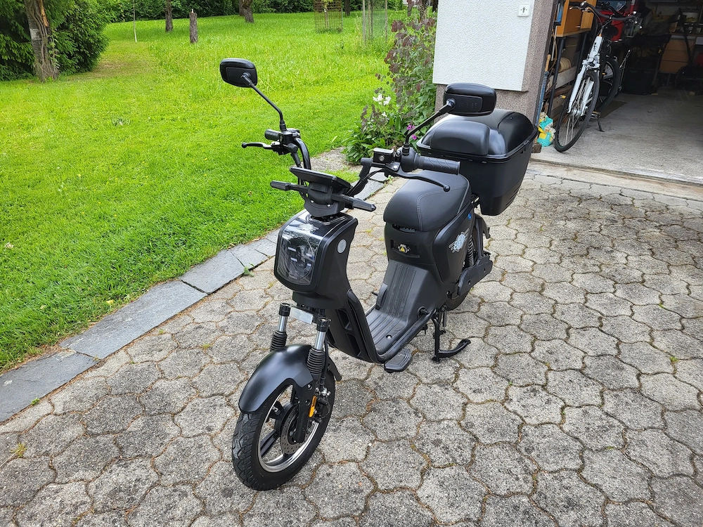 Elektroroller EB250P