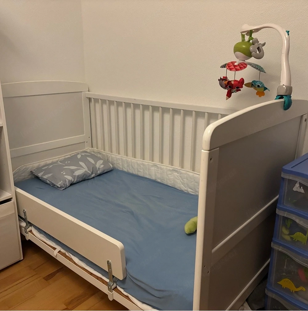 Gitterbett umbaubar zu Kinderbett