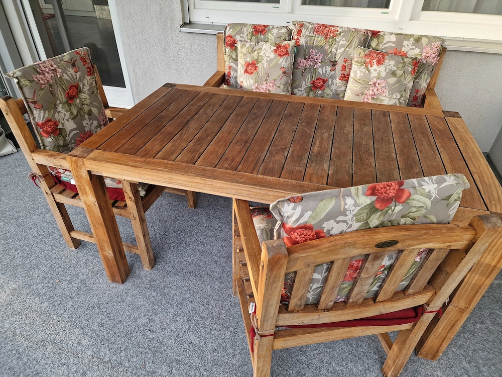 Gartenmöbel aus Teakholz