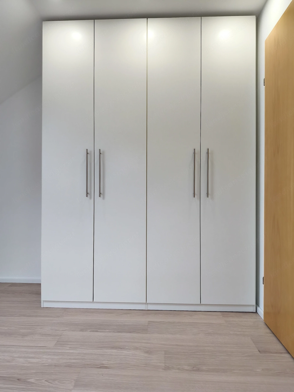 Kleiderschrank Weiß
