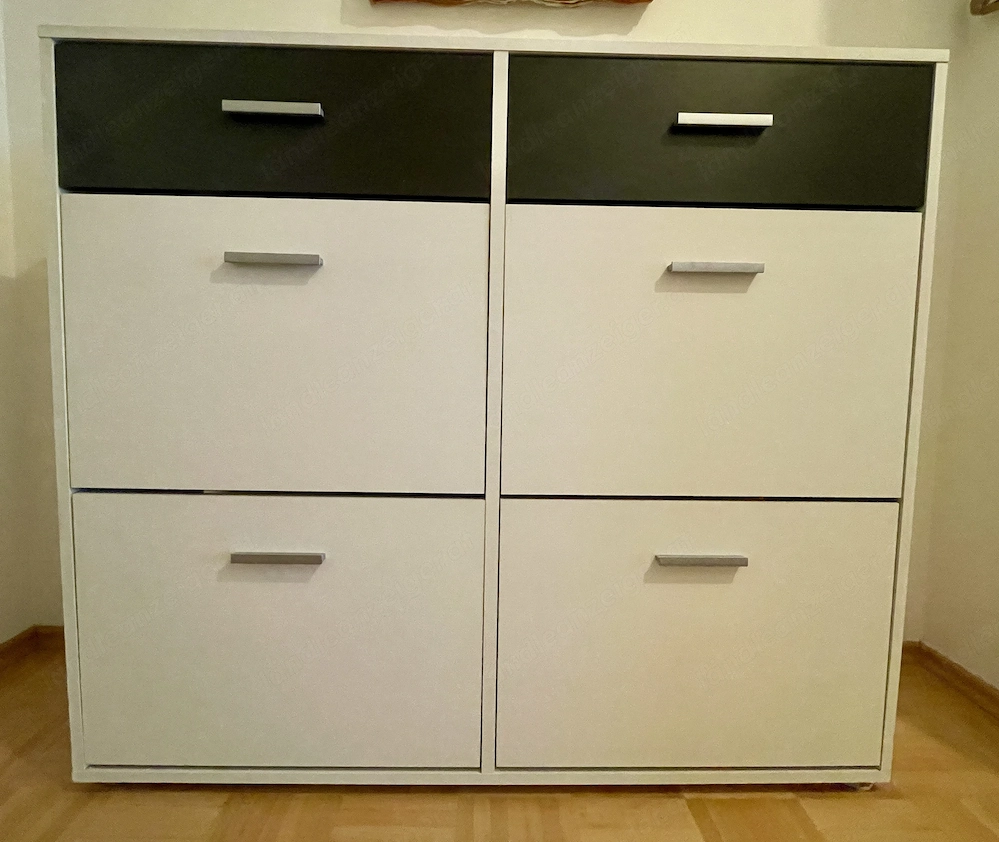 Weißer Schuhschrank mit 6 Fächern