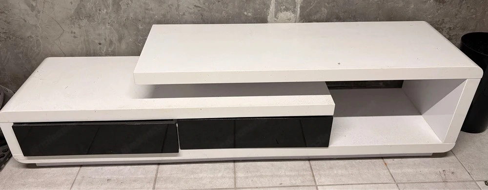 Sideboard 