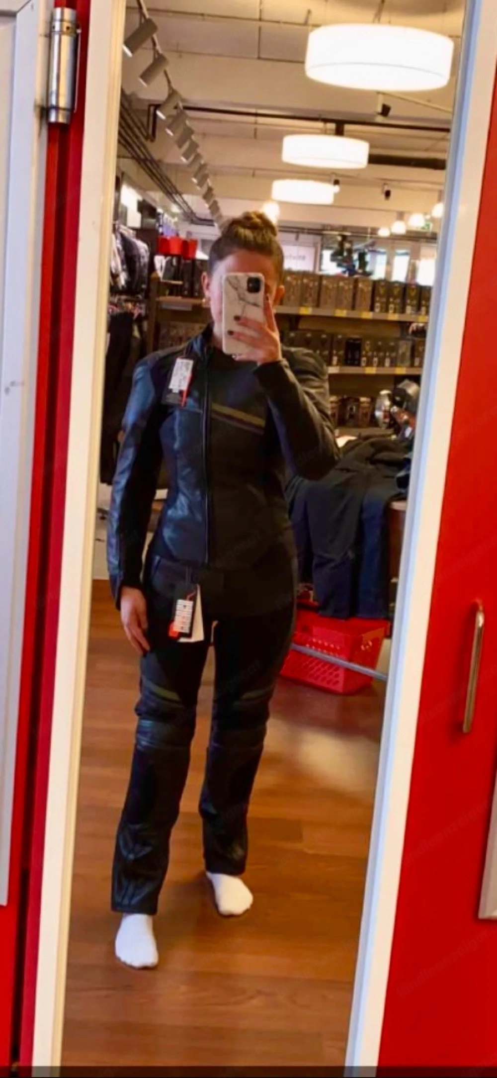 Motorrad Lederkombi Damen   Rekurv Set Jacke Gr. 34 + Hose Gr. 36   kaum getragen   inkl. Rückenprot
