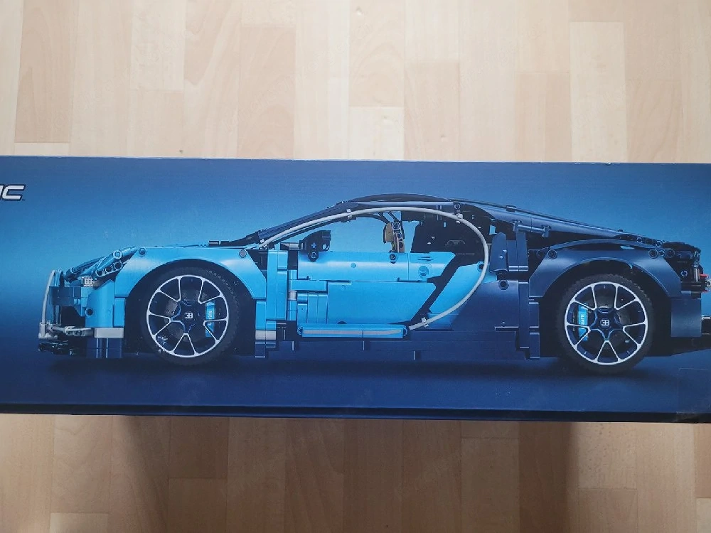 LEGO Technic Bugatti Chiron (42083)   NEU in OVP
