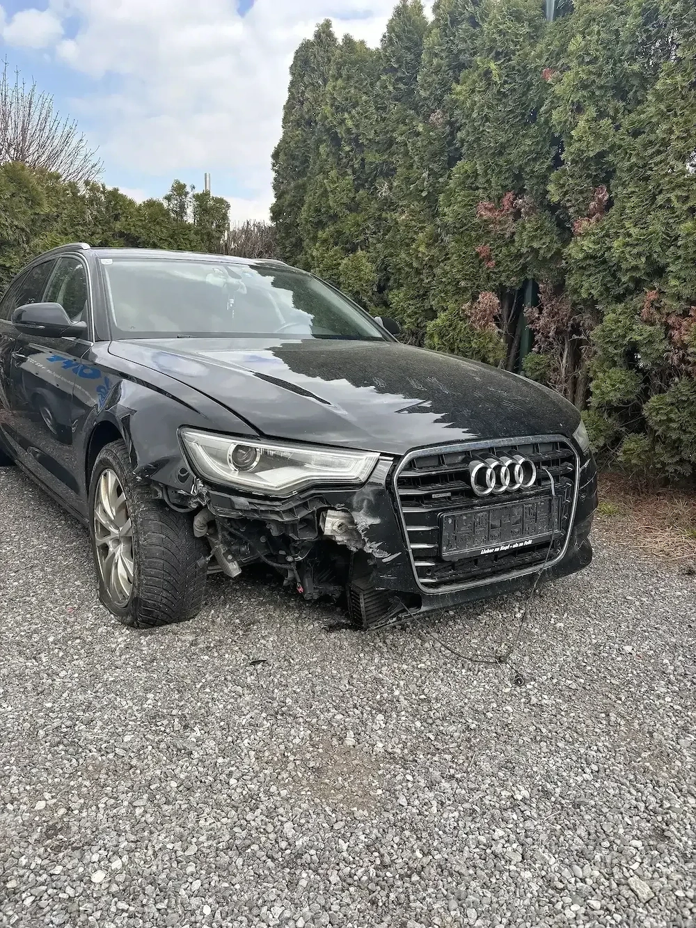 Audi A6 Avant Unfallauto