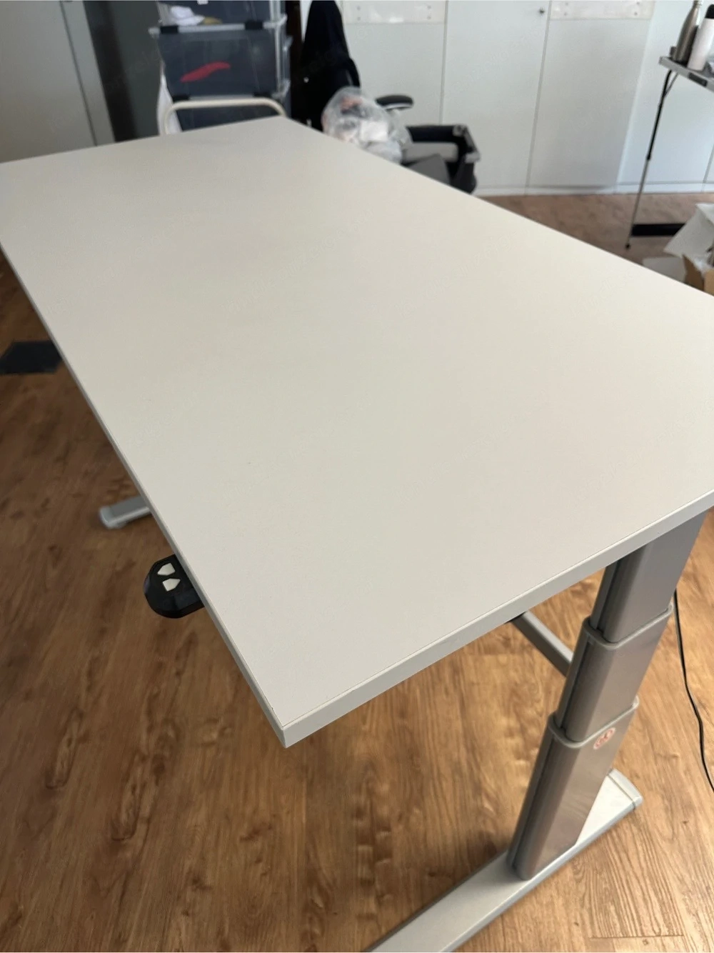 Schreibtisch höhenverstellbar elektrisch