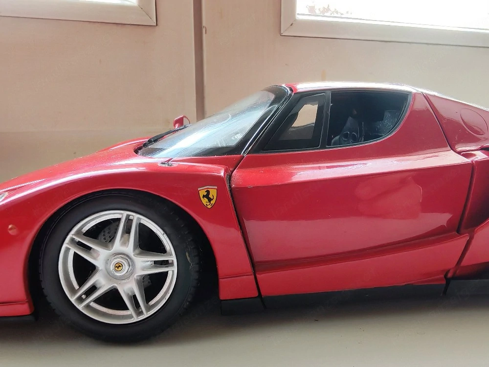 Ferrari Modellauto