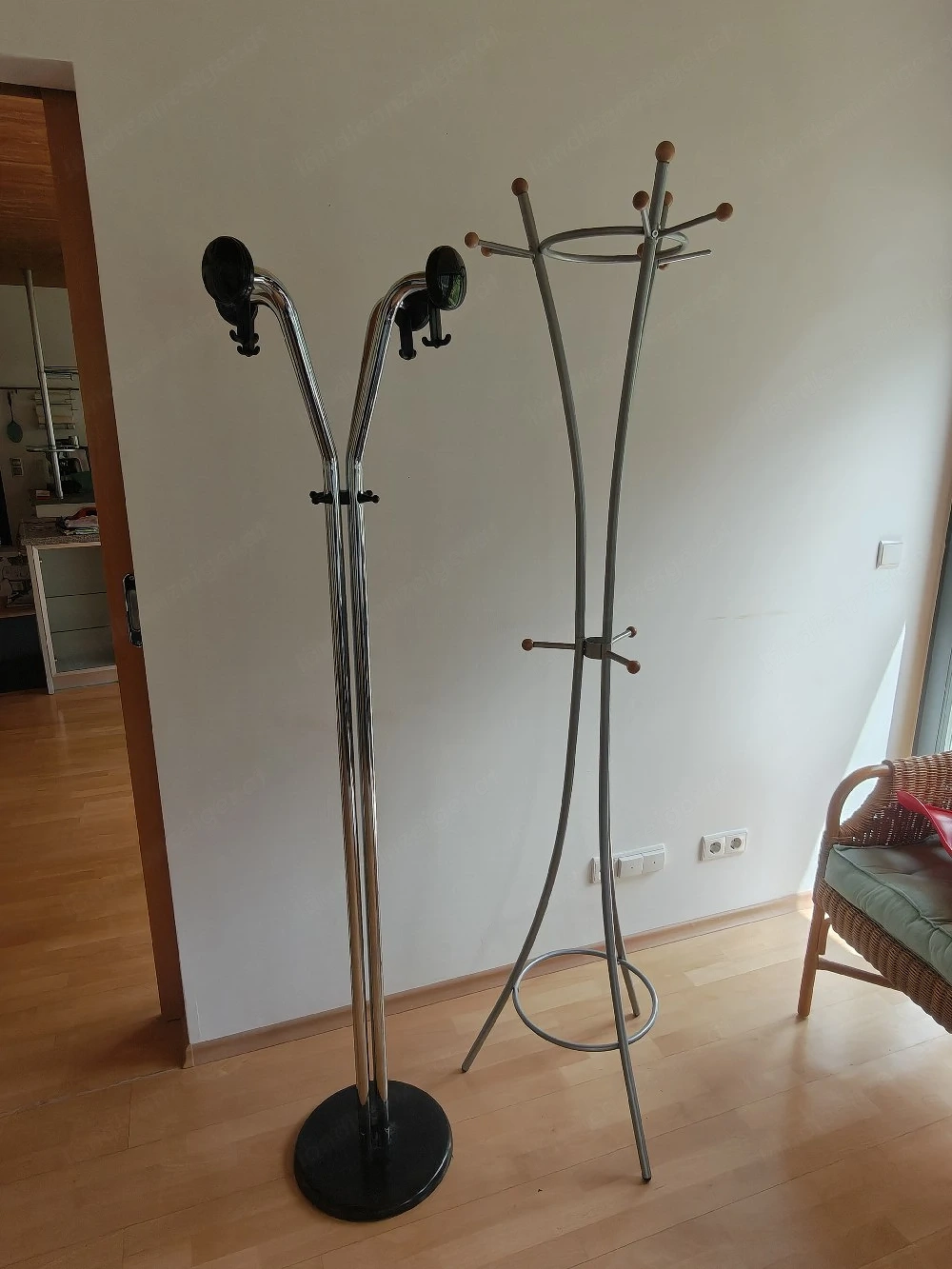 2 Stück Garderobenständer 