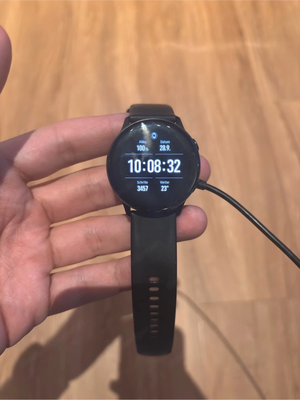 Samsung Galaxy Watch Active Smartwatch - Schwarz, inkl. 2 Ladekabel
