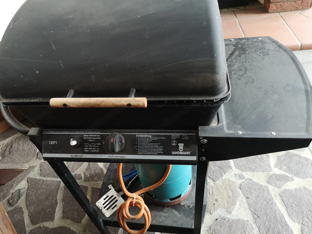 Gasgrill mit Flasche funktionstüchtig 