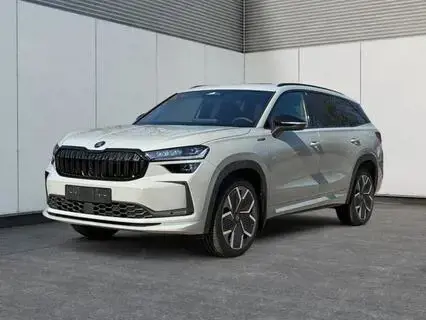 Skoda Kodiaq Sportline 4x4+AHK+PANO+KAMERA+EL. HECKKL.+PDC+2...