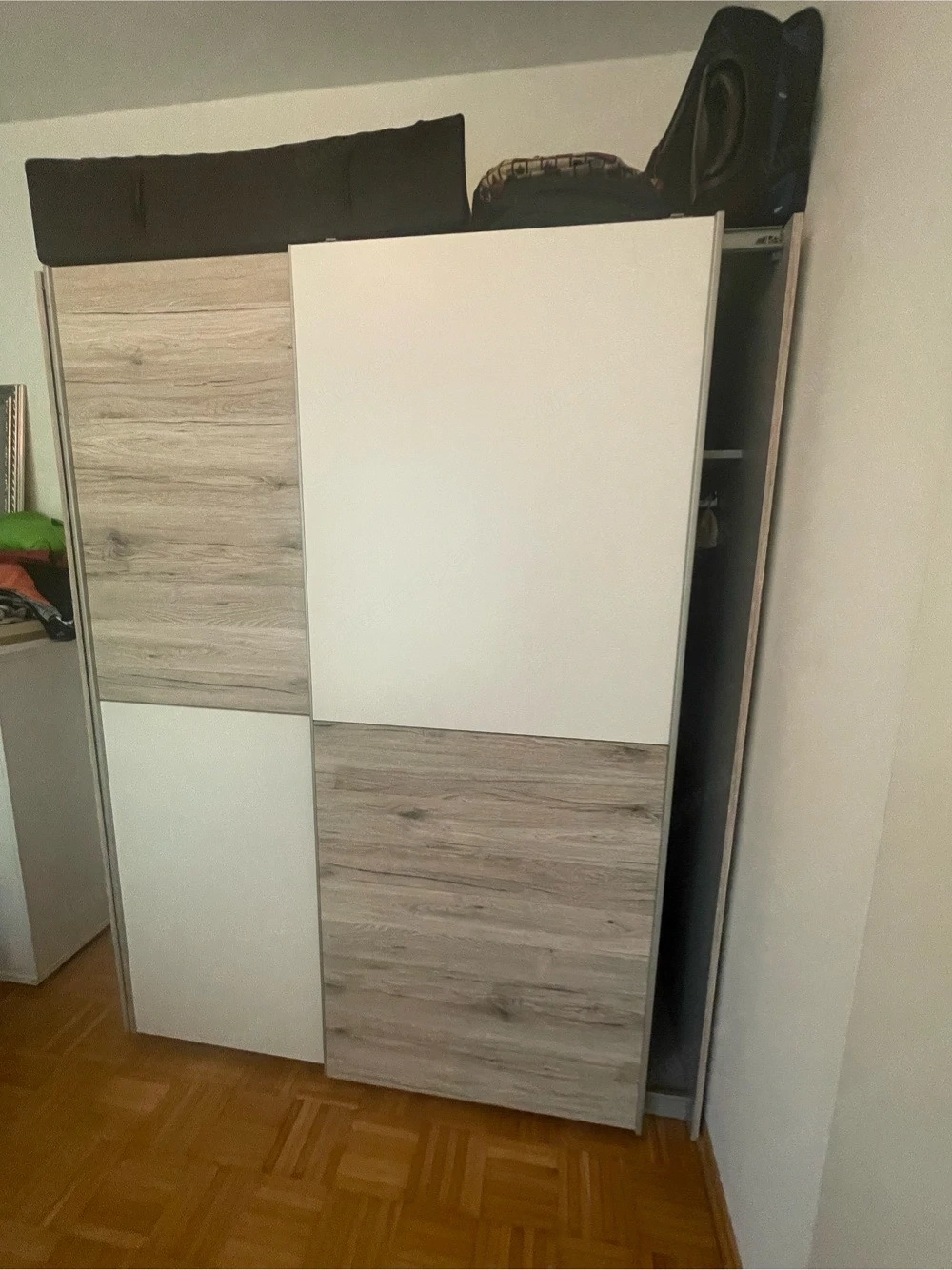 Schiebetüren für Kasten