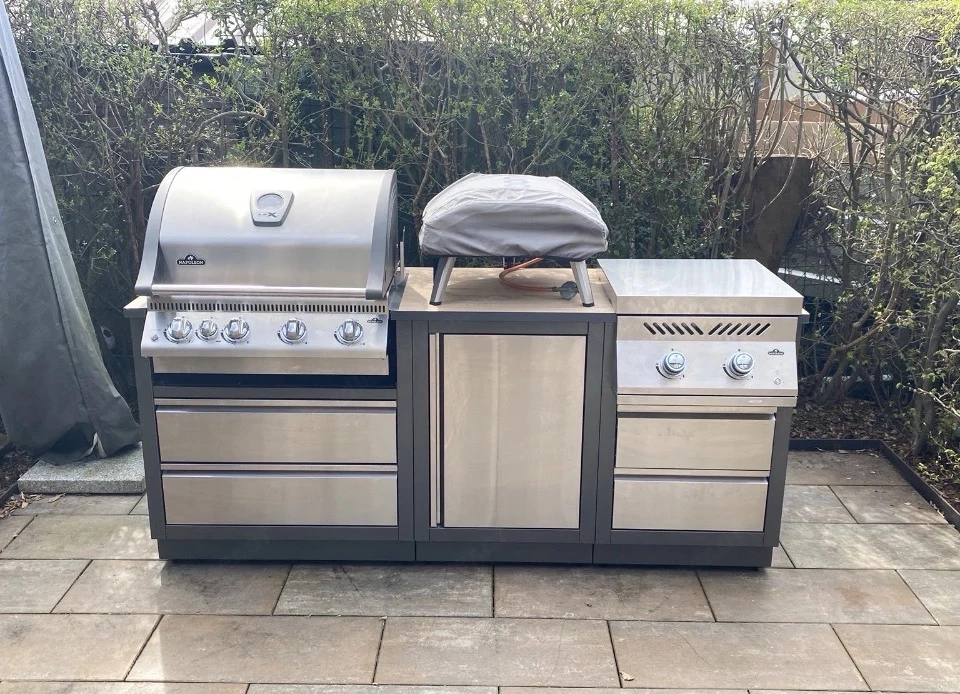 Napoleon Grill Outdoorküche 